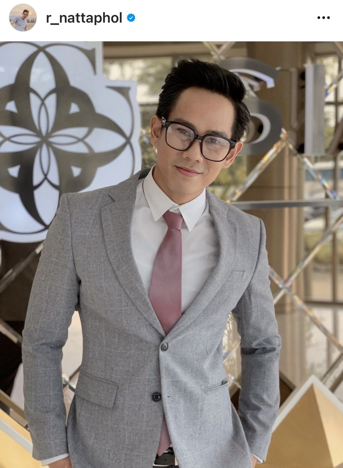 สุดระทึก!! อาร์ อาณัตพล ยางระเบิดบนทางด่วน ทำรถสะบัดถึง 2 รอบ