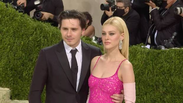 แตกคอกันเสียแล้ว?!! ลือสะใภ้ใหญ่บ้าน ‘เบ็คแฮม’ ไม่ลงรอยแม่สามี