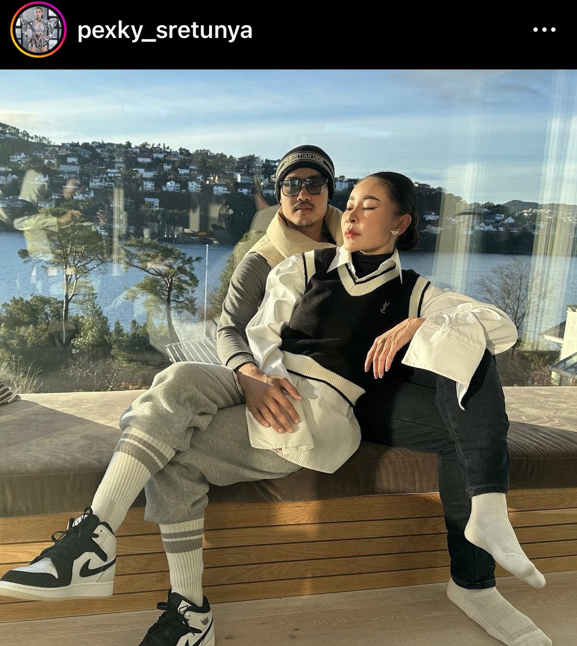 เป็กกี้ เซอร์ไพรส์ของขวัญวันเกิดชุดใหญ่ เงินสด 1 ล้านบาท ให้สามี