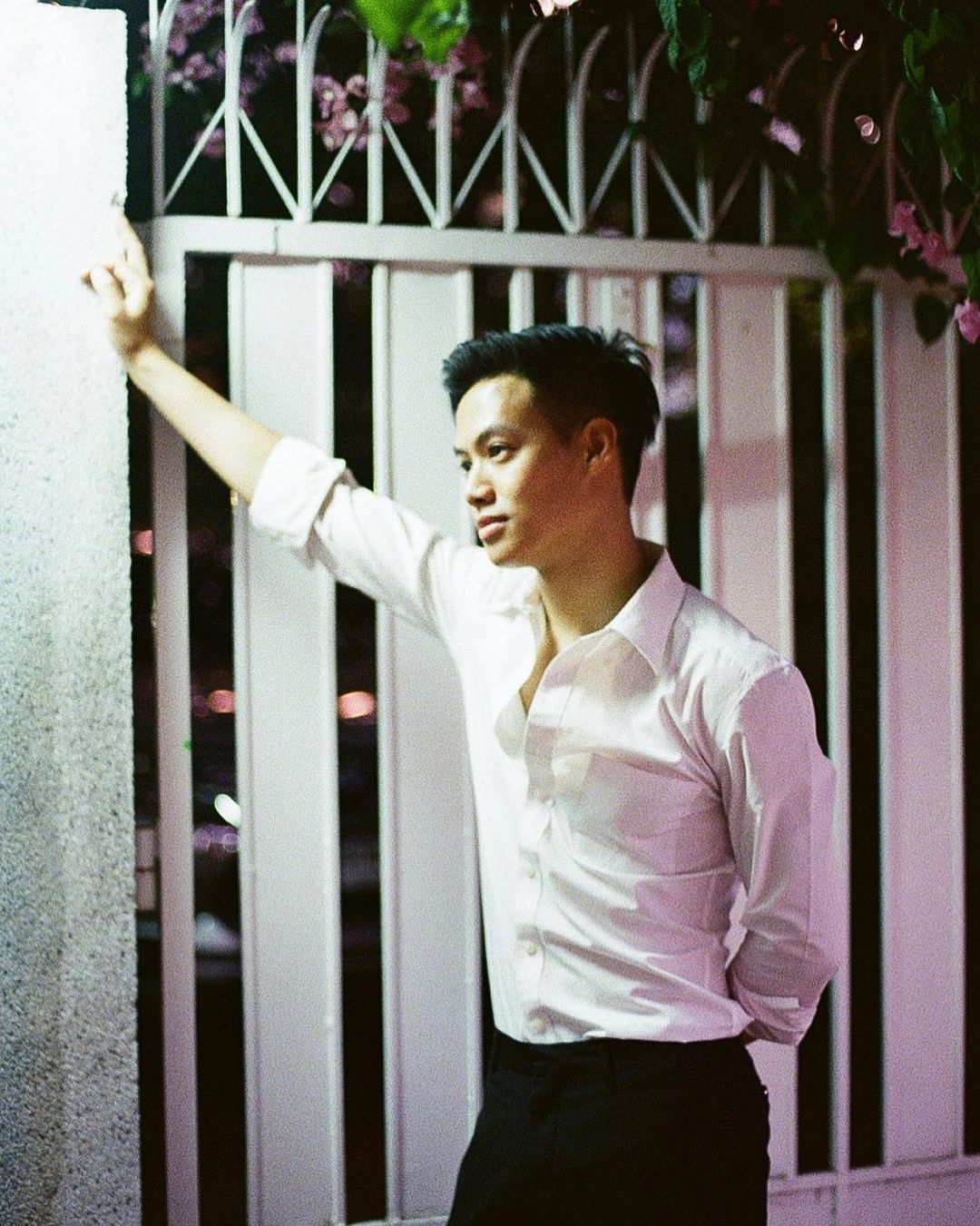 “ปอ อรรณพ” กุมขมับหลังประกาศห้ามรับประทานอาหารในร้าน (มีคลิป) “ปอ อรรณพ” กุมขมับหลังประกาศห้ามรับประทานอาหารในร้าน (มีคลิป)