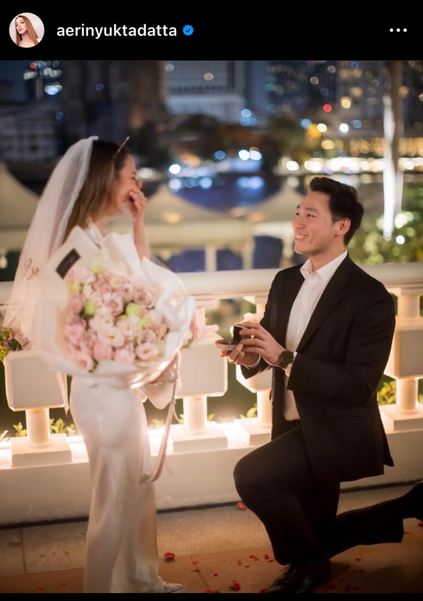 แอริน - ไฮโซเบญ เข้าสู่ประตูวิวาห์แล้ว คนบันเทิงร่วมยินดีเพียบ 