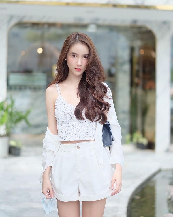 “โยชิ รินรดา” ตอบสถานะ “จ๊อบ” แค่พี่น้อง ขอโฟกัสเรื่องงาน (มีคลิป) “โยชิ รินรดา” ตอบสถานะ “จ๊อบ” แค่พี่น้อง ขอโฟกัสเรื่องงาน (มีคลิป)