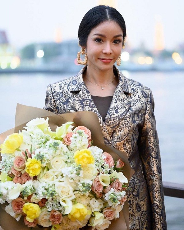 ฟลุค -นาตาลี โล่งลูกสาวไม่พบเชื้อ - นุ๊ก สุทธิดา ห่วงลูกชายต้องกักตัว (มีคลิป) ฟลุค -นาตาลี โล่งลูกสาวไม่พบเชื้อ - นุ๊ก สุทธิดา ห่วงลูกชายต้องกักตัว (มีคลิป)