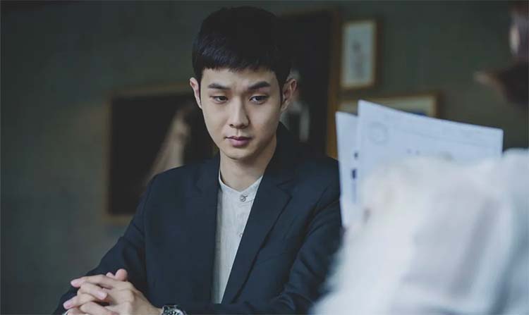 'ชเวอูชิก' กับอีกหนึ่งการแสดงสุดท้าทายในบทฆาตกร 'ชเวอูชิก' กับอีกหนึ่งการแสดงสุดท้าทายในบทฆาตกร