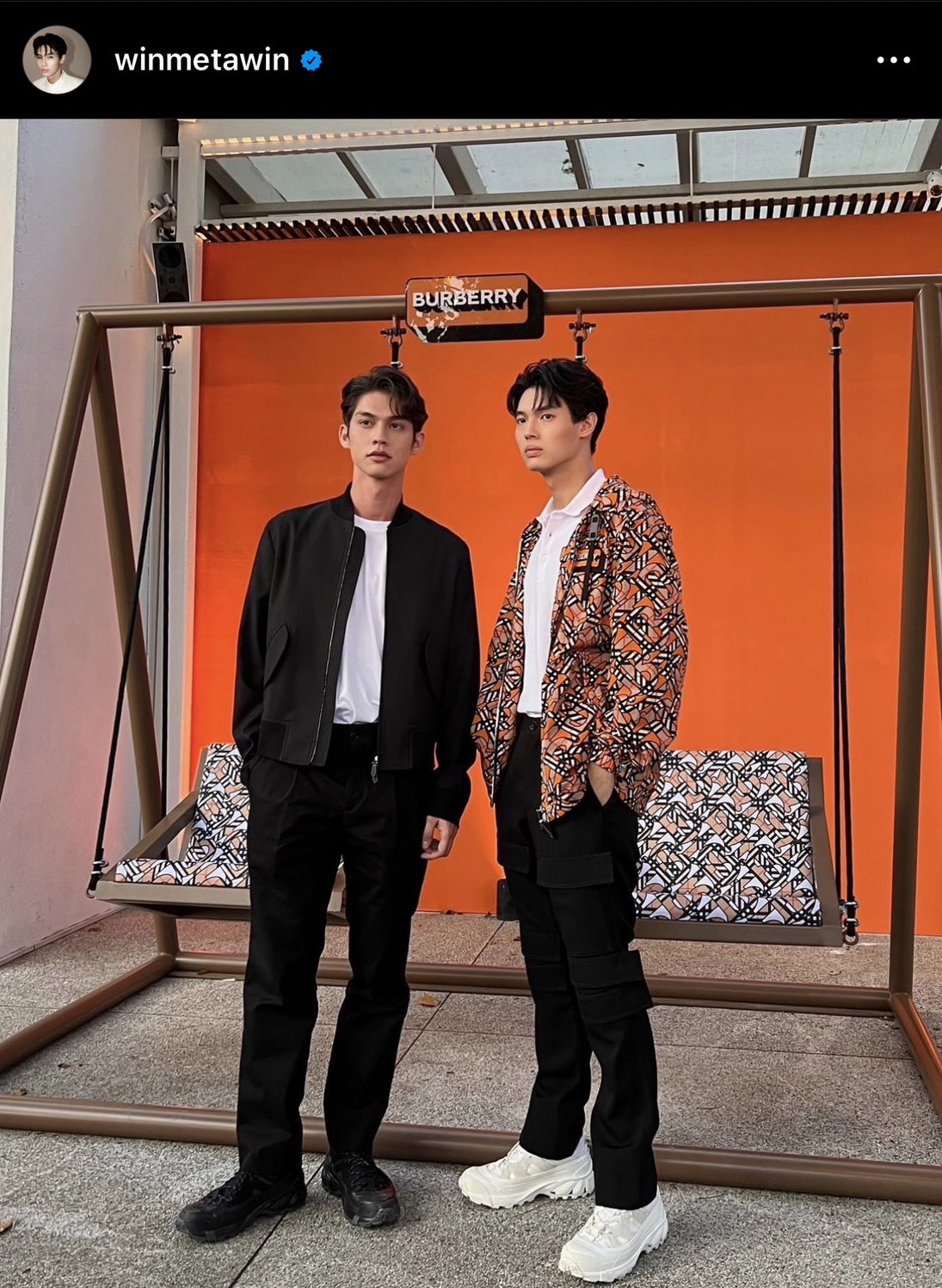 ชงแก้วแตก! ไบร์ท-วิน ตอบคอมเมนต์กัน ทำแท็ก #ไบร์ทวิน ติดอันดับหนึ่ง ชงแก้วแตก! ไบร์ท-วิน ตอบคอมเมนต์กัน ทำแท็ก #ไบร์ทวิน ติดอันดับหนึ่ง