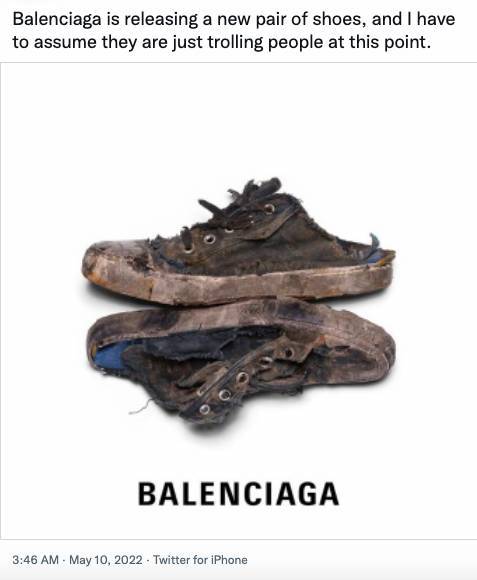 เอาจริงดิ?!! สุดฮือฮา Balenciaga เปิดตัวสนีกเกอร์ลุคสุดเยินรุ่นลิมิเต็ด