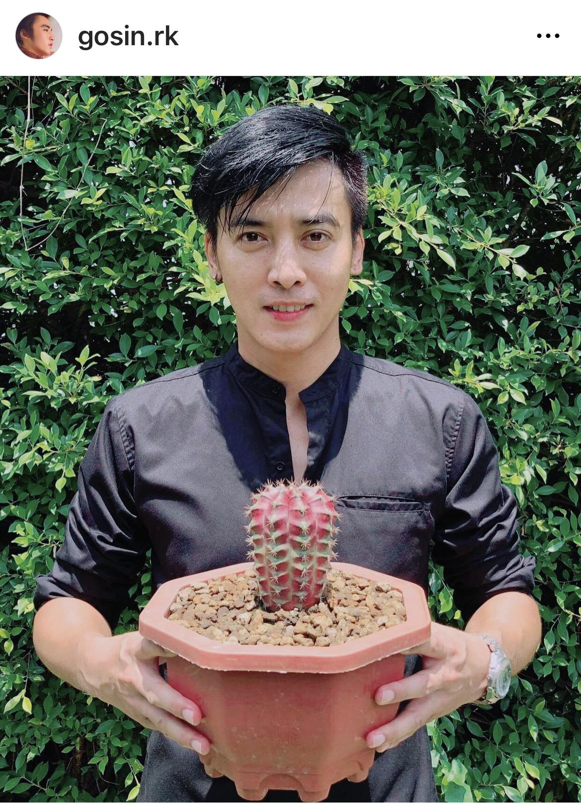 “โกสินทร์ ราชกรม” เข้าพิธีวิวาห์แบบล้านนา พร้อมเหล่าคนบันเทิงร่วมยินดีคับคั่ง