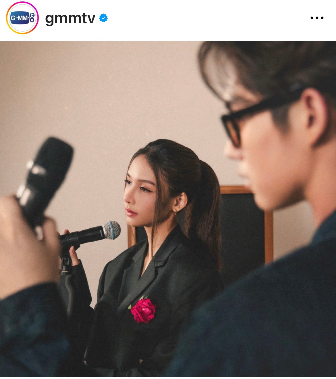 โบกี้ไลอ้อน - ไบรท์ เผยโปสเตอร์แรกจากการร่วมงานเพลง ด้านแฟนคลับรอฟังเพียบ!