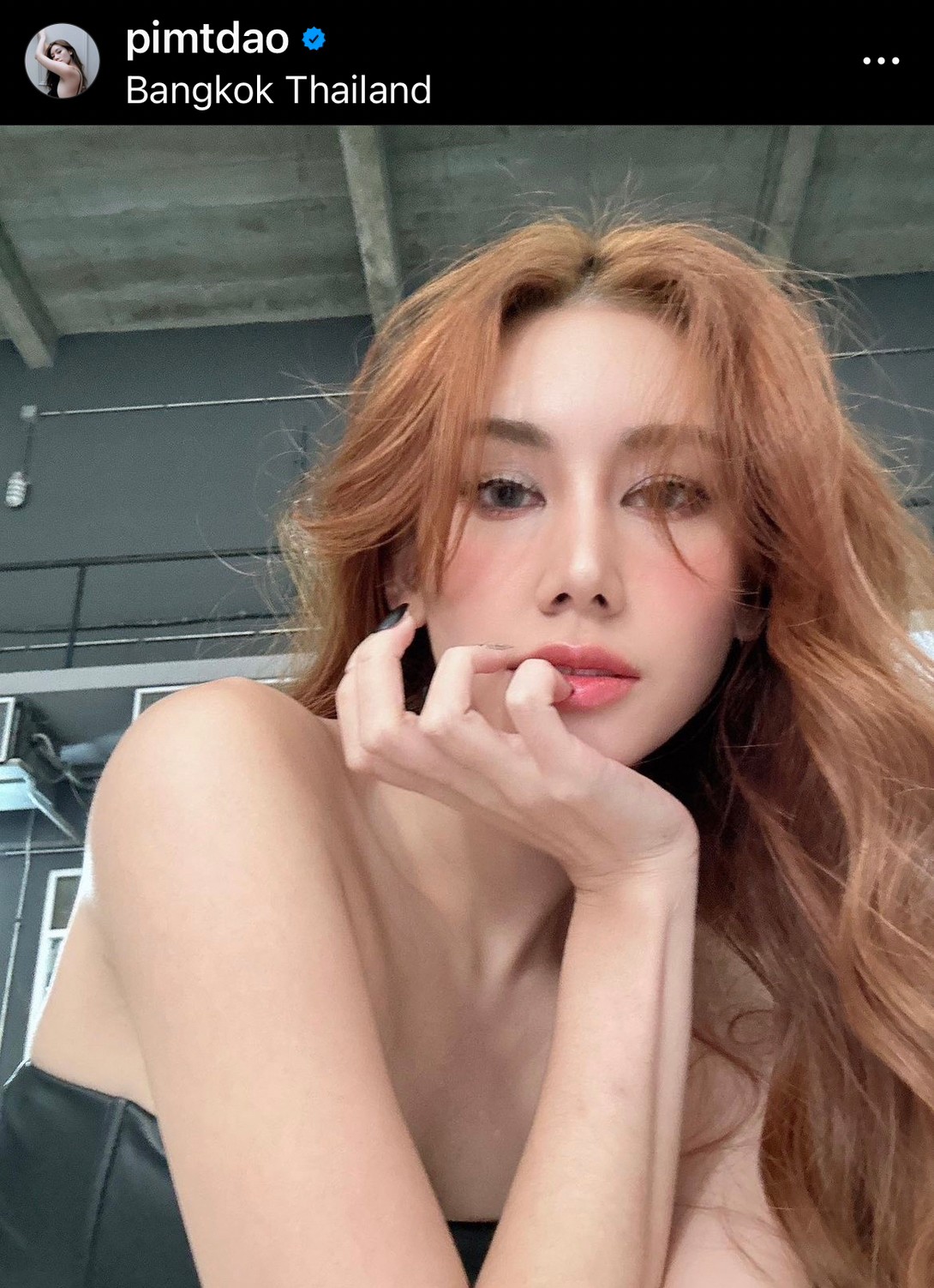 ดาว พิมพ์ทอง ฟาดกลับ! หลังถูกนัดตบกลางคอนเสิร์ต 