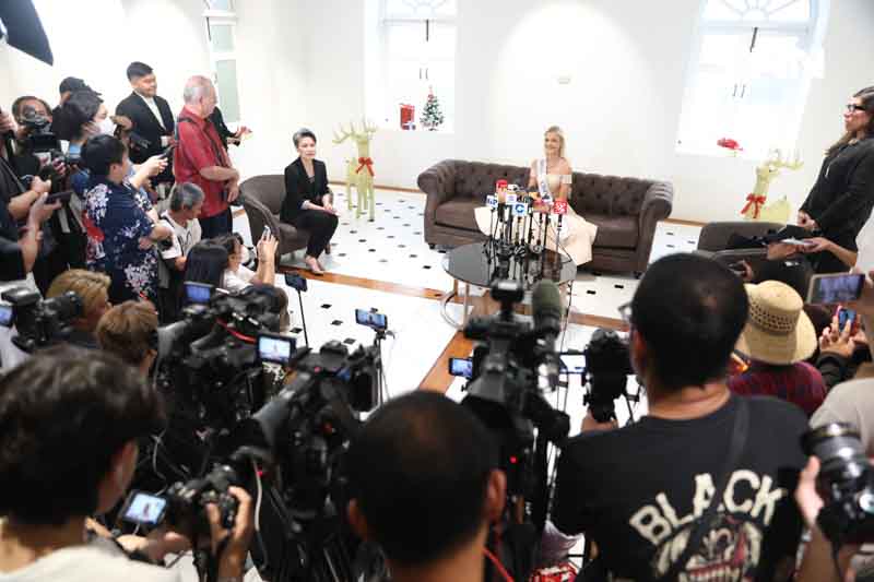 วิคตอเรีย เคียร์ MU2024 เยือนไทยหลังได้รับตำแหน่งเผยสุดประทับใจคนไทย วิคตอเรีย เคียร์ MU2024 เยือนไทยหลังได้รับตำแหน่งเผยสุดประทับใจคนไทย