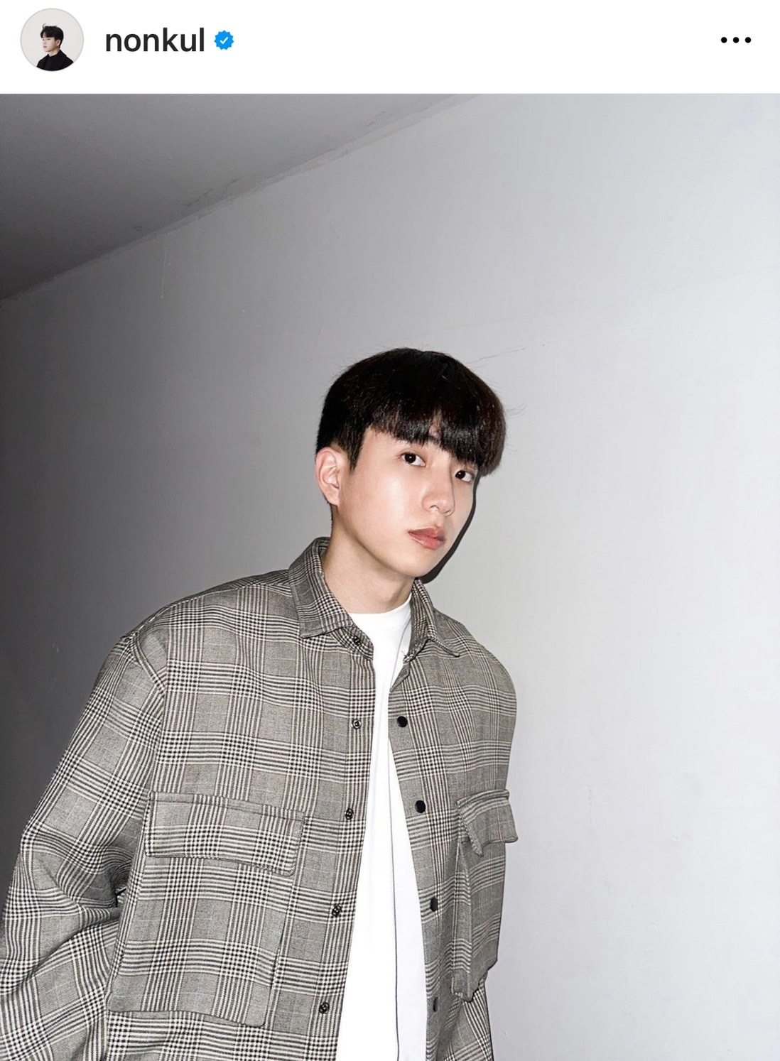 ทำความรู้จัก วันคนโสด 11.11 พร้อมส่องภาพ หนุ่ม - สาว คนบันเทิง!!