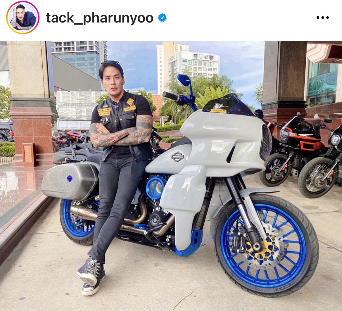 แทค ภรัณยู ลุยช่วยน้ำท่วมหนัก ลงพื้นที่จังหวัดระยอง แทค ภรัณยู ลุยช่วยน้ำท่วมหนัก ลงพื้นที่จังหวัดระยอง