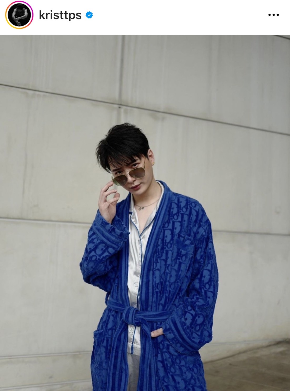 ชาวเน็ตชื่นชม คริส พีรวัส ช่วยคนประสบอุบัติเหตุบนถนน