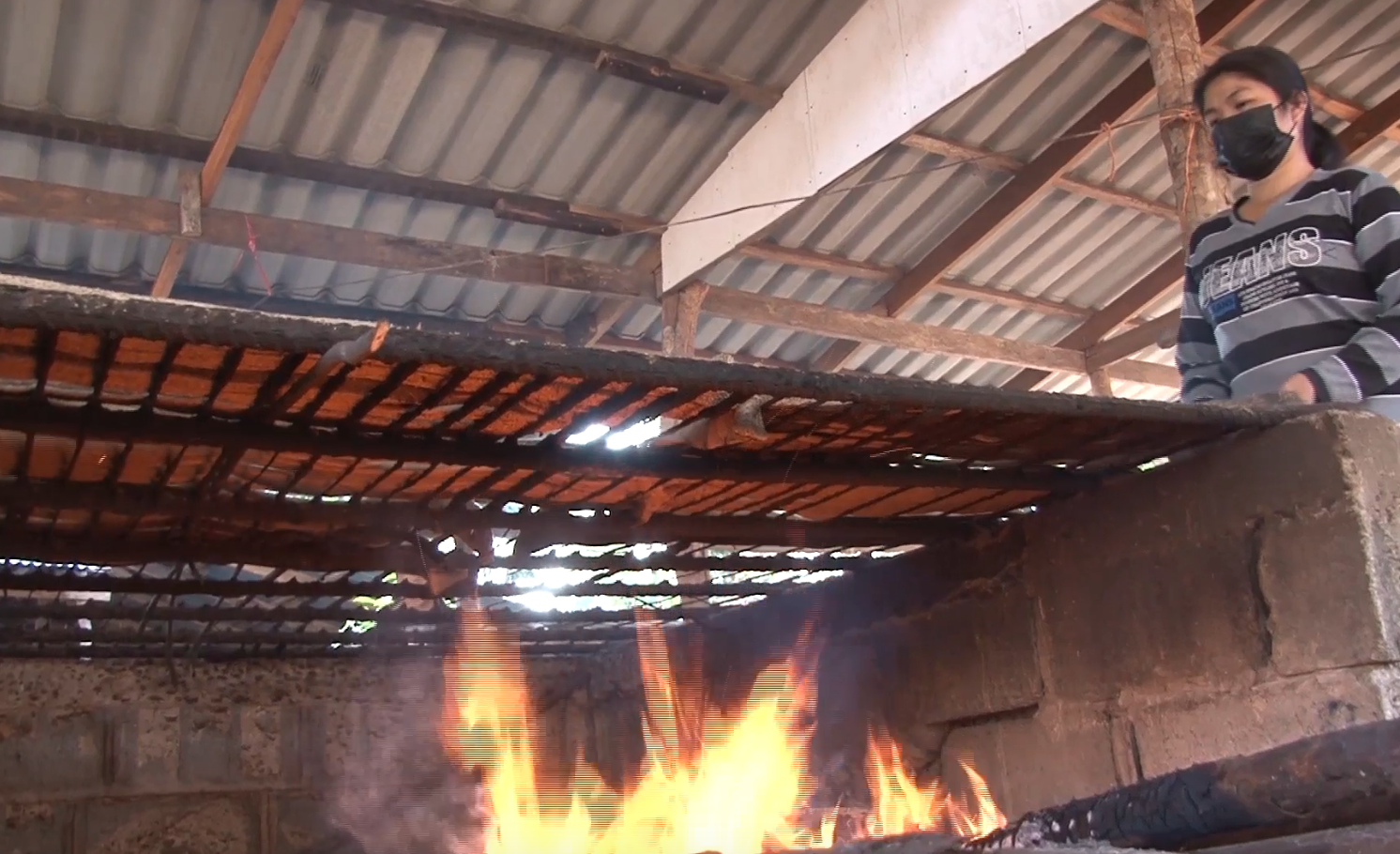 เปิดธุรกิจ หนังควายเค็มสำเร็จรูป โกยเงินเดือนละแสน เปิดธุรกิจ หนังควายเค็มสำเร็จรูป โกยเงินเดือนละแสน