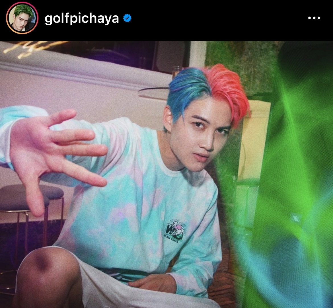 ฝีมือไม่ธรรมดา! ไมค์ โชว์สกิลตัดผม กอล์ฟ หล่อลุคเกาหลีมากๆๆ ฝีมือไม่ธรรมดา! ไมค์ โชว์สกิลตัดผม กอล์ฟ หล่อลุคเกาหลีมากๆๆ