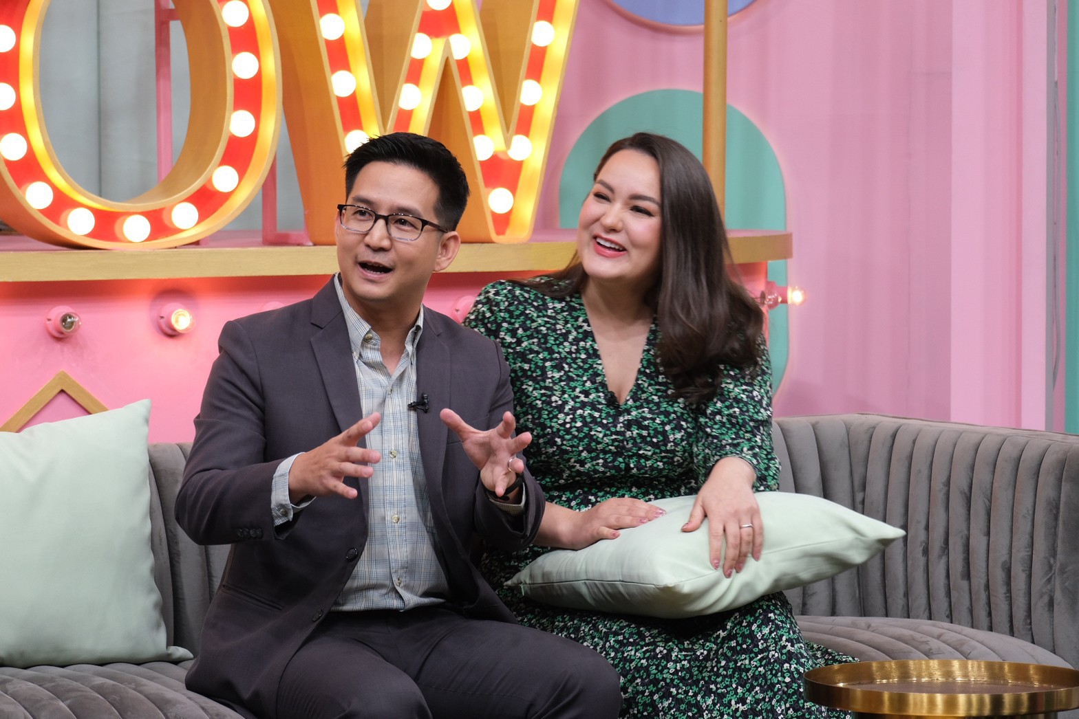 นาตาลี เดวิส ควงสามีเผยหลังลาวงการนาน 2 ปี พร้อมรับอยากมีลูกสาวเพิ่ม นาตาลี เดวิส ควงสามีเผยหลังลาวงการนาน 2 ปี พร้อมรับอยากมีลูกสาวเพิ่ม