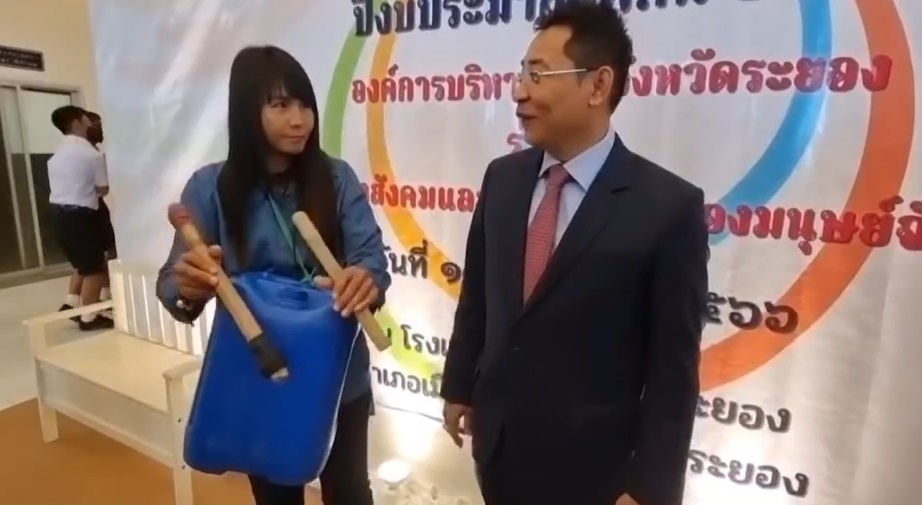 สวยจนจำแทบไม่ได้! ตัวตึงระยอง โชว์ตีกลอง ขอบคุณสังคมที่ให้โอกาส