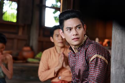 รักสามเศร้า เราสามคน “ทับทิม—ฟิล์ม-เอี๊ยง”  สุดท้ายขอทำตามเสียงหัวใจ ใน “หม่อมเป็ดสวรรค์”