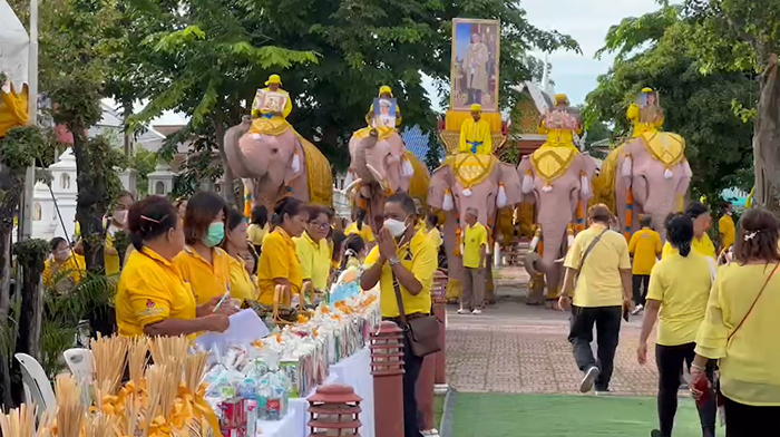 เปิดภาพกรุงเก่าจัดช้าง 10 เชือก เดินขบวนเฉลิมพระเกียรติ เปิดภาพกรุงเก่าจัดช้าง 10 เชือก เดินขบวนเฉลิมพระเกียรติ