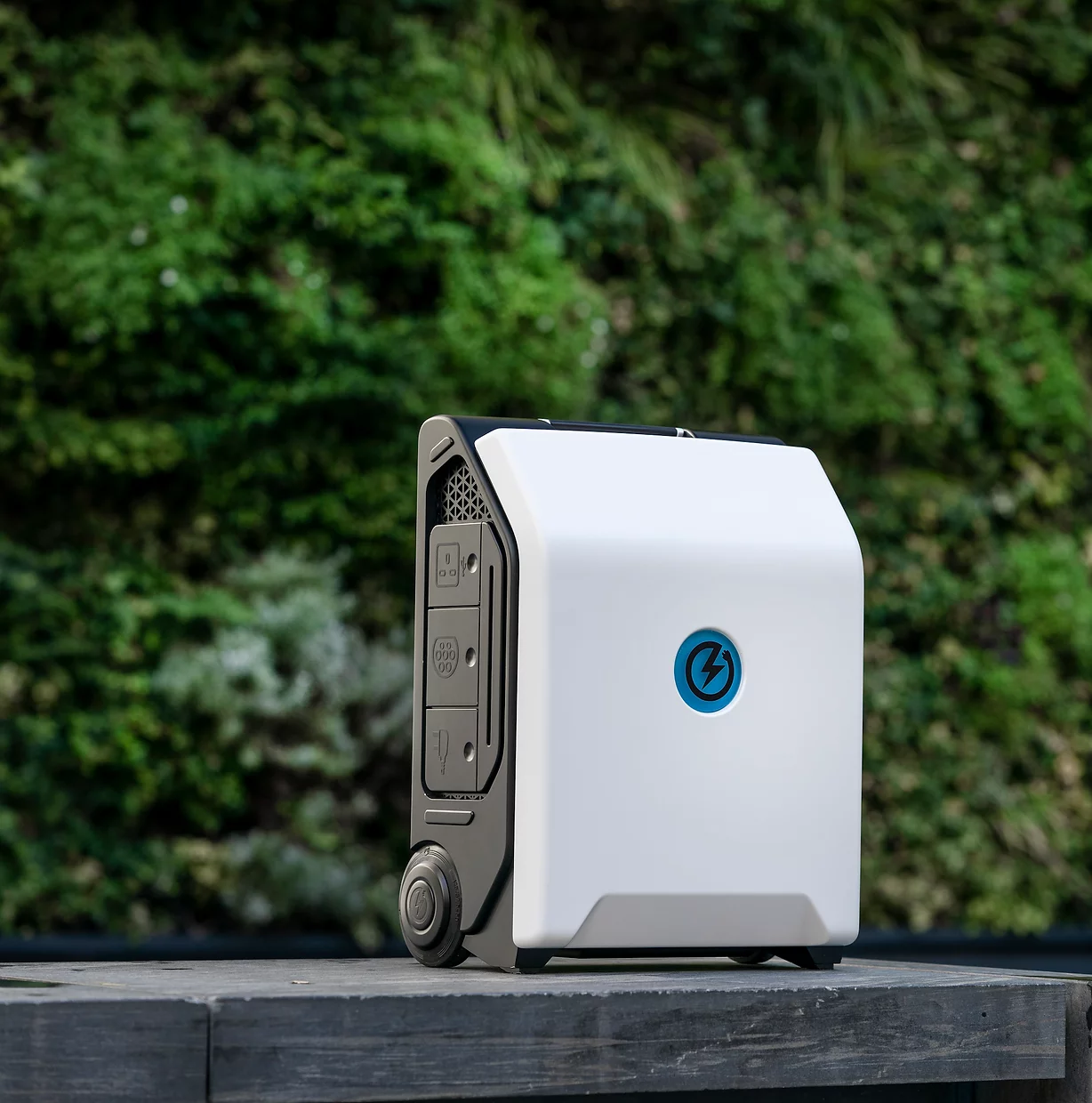  เปิดตัว GoHub สถานีชาร์จรถ EV “แบบพกพา”