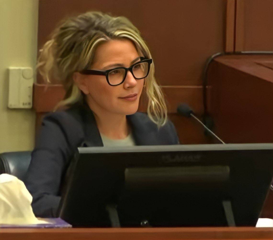 นักจิตวิทยาเผย แอมเบอร์ เฮิร์ด ป่วยเป็นโรคผิดปรกติด้านบุคลิกภาพค่อนข้างรุนแรง นักจิตวิทยาเผย แอมเบอร์ เฮิร์ด ป่วยเป็นโรคผิดปรกติด้านบุคลิกภาพค่อนข้างรุนแรง