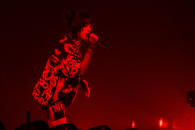 ประมวลภาพ Billie Eilish!! เปิดโชว์ในไทยครั้งแรก แฟนเพลงรุ่นเล็กใหญ่ร่วมพิสูจน์ฝีมือ