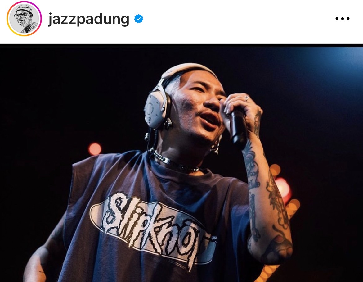 แจ๊ส ชวนชื่น โชว์คอนเสิร์ต ทำคนดูโฟกัสผิดจุด เพราะสิ่งนี้?? แจ๊ส ชวนชื่น โชว์คอนเสิร์ต ทำคนดูโฟกัสผิดจุด เพราะสิ่งนี้??