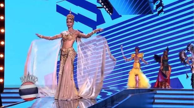สปิริตสูง!! ‘แพรว - แพรววณิชยฐ์’ คอยดูแลนางงามแอฟริกาใต้แม้พลาดมงใหญ่ Miss Supranational (มีคลิป)