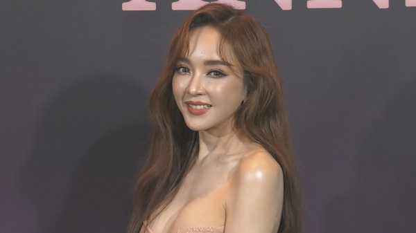 “เป้ย ปานวาด” ไม่สนคำวิจารณ์เรื่องหุ่น ทุกวันนี้สวยเป๊ะ (มีคลิป)