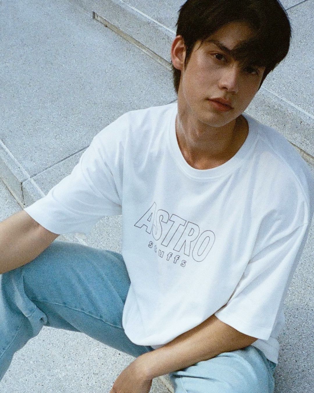 “ไบร์ท วชิรวิชญ์” ครองเทรนด์กับแบรนด์คืนกำไรให้สังคม (มีคลิป) “ไบร์ท วชิรวิชญ์” ครองเทรนด์กับแบรนด์คืนกำไรให้สังคม (มีคลิป)