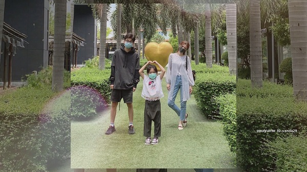 “แม่โบว์-น้องมะลิ”  แท็กทีมทำถุงปันน้ำใจช่วยเหลือผู้ที่เดือดร้อนจากโควิด-19  (มีคลิป) 