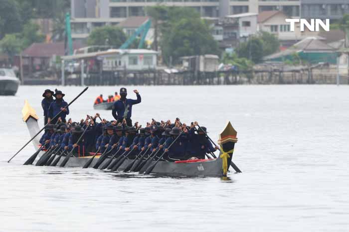 ซ้อมฝีพายบนแม่น้ำเจ้าพระยา เตรียมพร้อมจัดขบวนพยุหยาตราทางชลมารค ซ้อมฝีพายบนแม่น้ำเจ้าพระยา เตรียมพร้อมจัดขบวนพยุหยาตราทางชลมารค