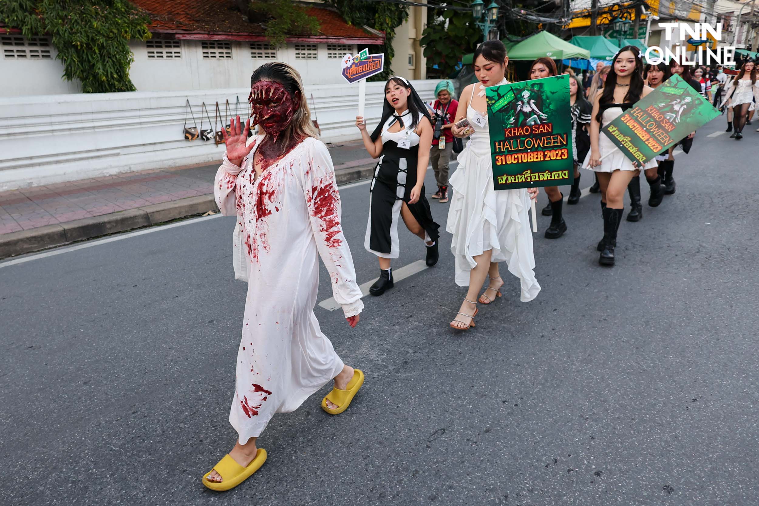 สวยหรือสยอง ขบวนภูตผีเทศกาลฮาโลวีนถนนข้าวสาร สวยหรือสยอง ขบวนภูตผีเทศกาลฮาโลวีนถนนข้าวสาร