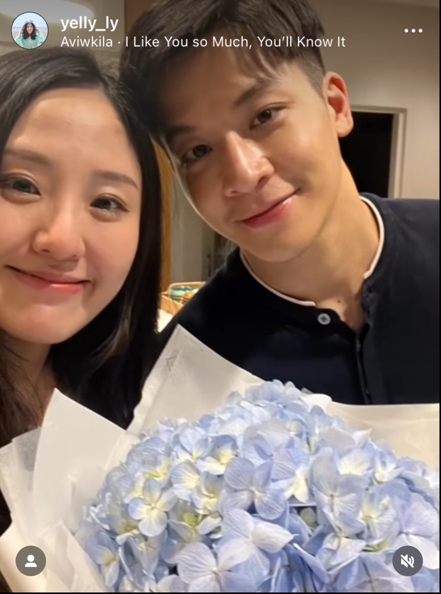 ส่องโมเมนต์หวาน มาร์ช จุฑาวุฒิ-เยลลี่ ในวันครบรอบสุดฟิน ส่องโมเมนต์หวาน มาร์ช จุฑาวุฒิ-เยลลี่ ในวันครบรอบสุดฟิน