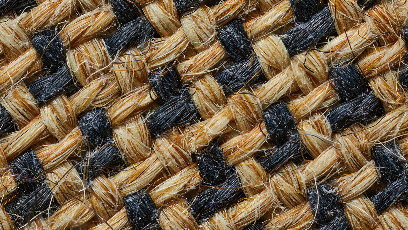 แจ็กเกตวันสิ้นโลก ทนไฟ ทนกรด ทนทาน ช่วยปกป้องคุณจากภัยพิบัติสุดขั้ว