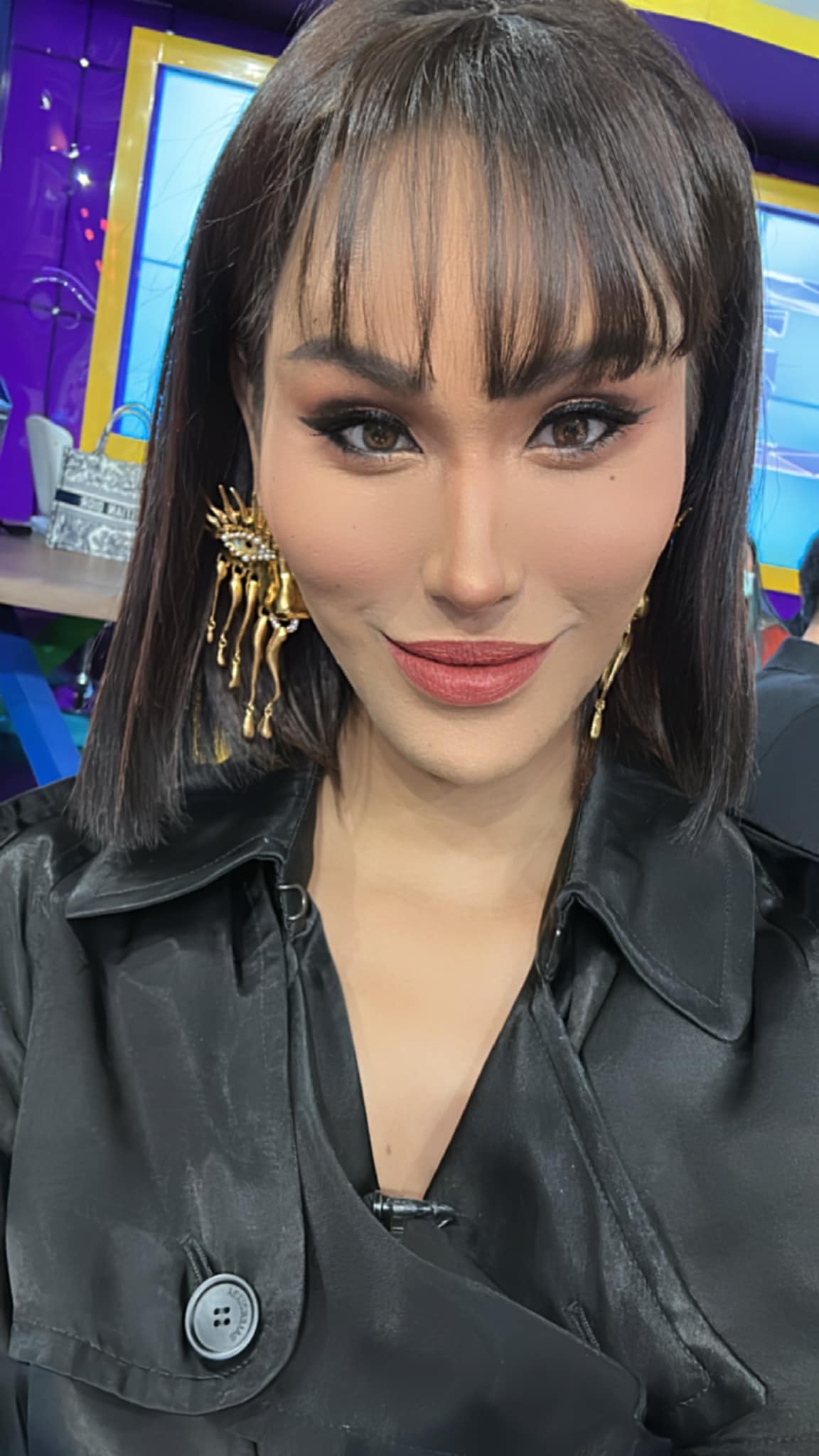 แก้ชงด่วน! แอนนา เผย หมอดูทักปีนี้ชงหนัก ไม่ถูกกับของมีค่า แก้ชงด่วน! แอนนา เผย หมอดูทักปีนี้ชงหนัก ไม่ถูกกับของมีค่า