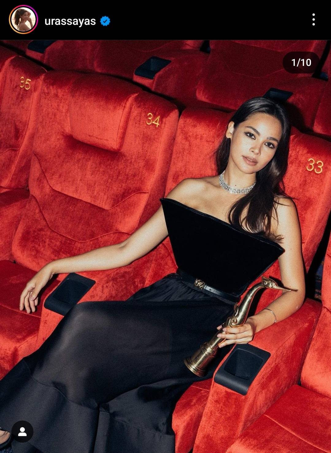 “ญาญ่า” อุบตอบเรื่องฤกษ์แต่งงาน เผยดีใจที่ “คิมเบอร์ลี่” สละโสดคนแรกในกลุ่ม