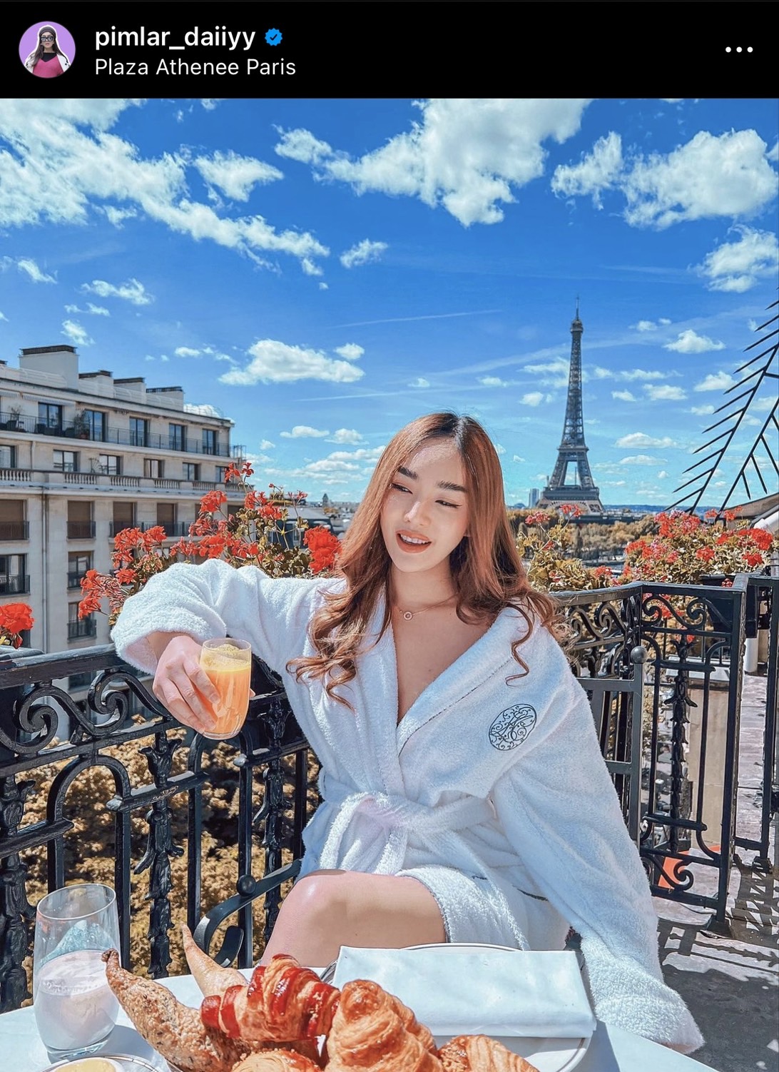 มาตามนัด! เส้นด้าย เข้าพบตำรวจไซเบอร์ ปมเล่นเว็บพนันสูญ 25 ล้าน มาตามนัด! เส้นด้าย เข้าพบตำรวจไซเบอร์ ปมเล่นเว็บพนันสูญ 25 ล้าน