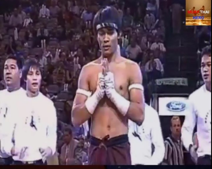 ย้อนภาพ “จาพนม” ขึ้นโชว์พักครึ่งการแข่งขัน NBA ปี 2551