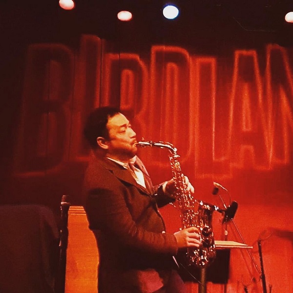 “โก้ มิสเตอร์ แซกแมน” ตัดใจขายแซกโซโฟนตัวโปรดเพื่อความอยู่รอด (มีคลิป) “โก้ มิสเตอร์ แซกแมน” ตัดใจขายแซกโซโฟนตัวโปรดเพื่อความอยู่รอด (มีคลิป)