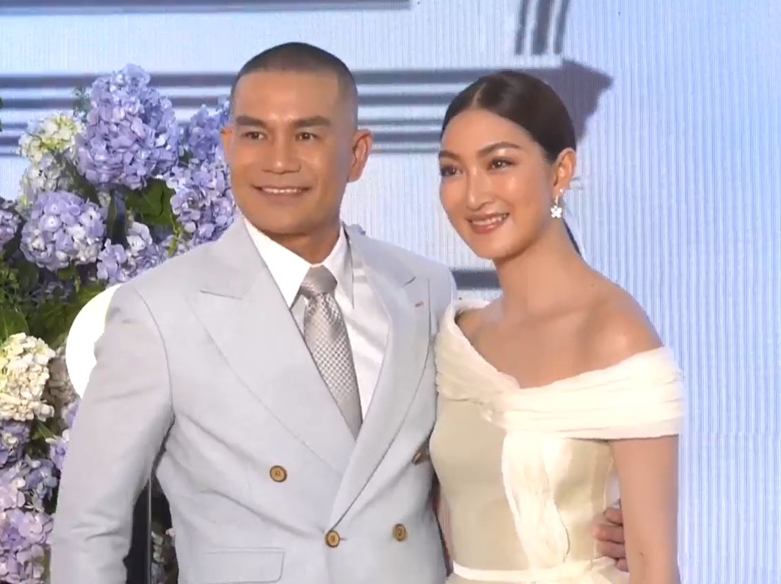 แพนเค้ก จูงมือ สารวัตรหมี ฉลองวิวาห์ชื่นมื่นอบอวลไปด้วยความรัก