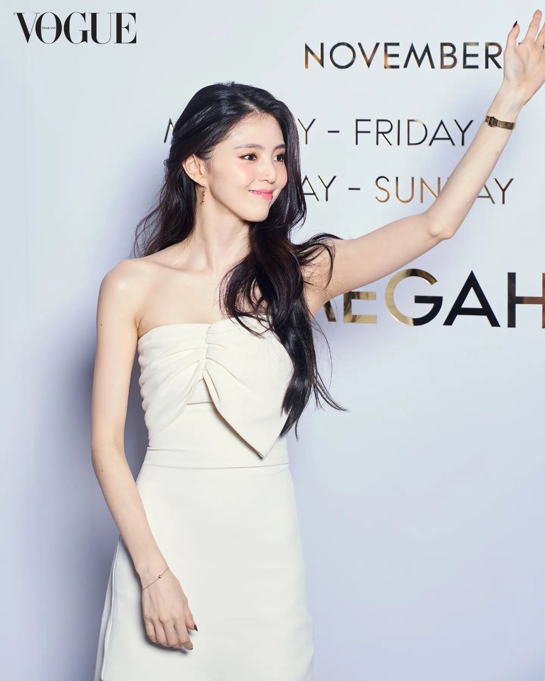 สวยออร่าจัดเต็ม!! ส่องลุค ‘ฮันโซฮี’ ที่อีเวนต์แบรนด์หรูครั้งแรกในไทย