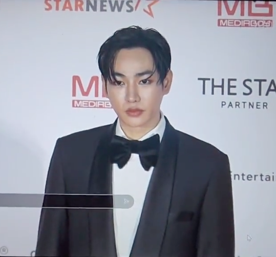 ตัวตึงจากเมืองไทย!! ‘บิวกิ้น-พีพี-เป๊ก ผลิตโชค’ บนพรมแดงงาน '2022 AAA' ที่ญี่ปุ่น ตัวตึงจากเมืองไทย!! ‘บิวกิ้น-พีพี-เป๊ก ผลิตโชค’ บนพรมแดงงาน '2022 AAA' ที่ญี่ปุ่น