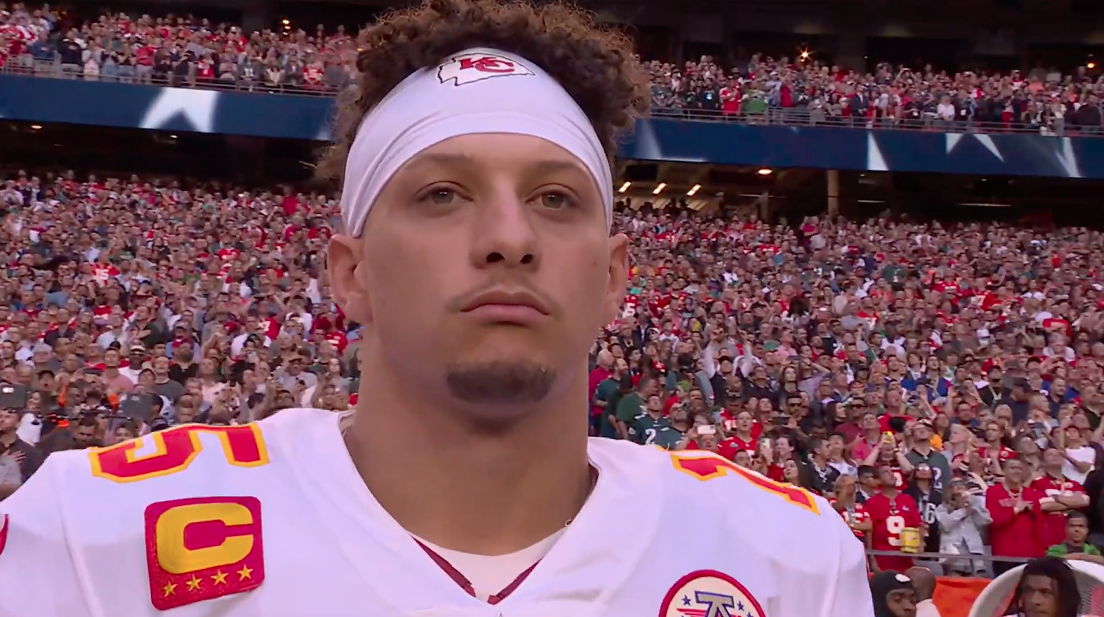 สีสัน Super Bowl!! 'Chris Stapleton-Babyface' ร้องเพลงเปิดฉากการแข่งขัน สีสัน Super Bowl!! 'Chris Stapleton-Babyface' ร้องเพลงเปิดฉากการแข่งขัน