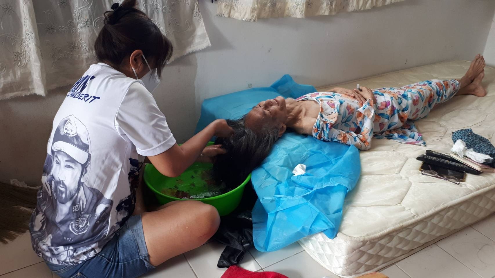 แปลงโฉมอดีตนางแบบ ติ๋ม พรเพ็ญ หลังเริ่มต้นชีวิตใหม่ แปลงโฉมอดีตนางแบบ ติ๋ม พรเพ็ญ หลังเริ่มต้นชีวิตใหม่