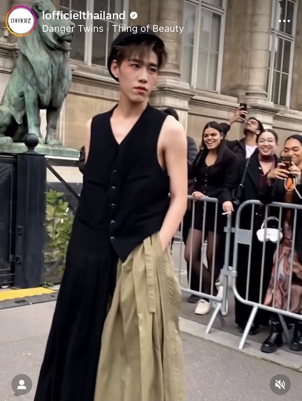 ‘พีพี กฤษฏ์ - ซานดาร่า ปาร์ค’!! กระทบไหล่ร่วมชมแฟชั่นโชว์แบรนด์หรูที่ปารีส (มีคลิป)