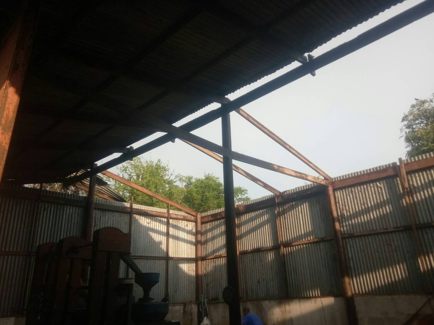 เปิดภาพความเสียหาย! พายุฤดูร้อน พัดถล่ม จ.ลพบุรี เสียหายหลาย 10 หลัง เปิดภาพความเสียหาย! พายุฤดูร้อน พัดถล่ม จ.ลพบุรี เสียหายหลาย 10 หลัง