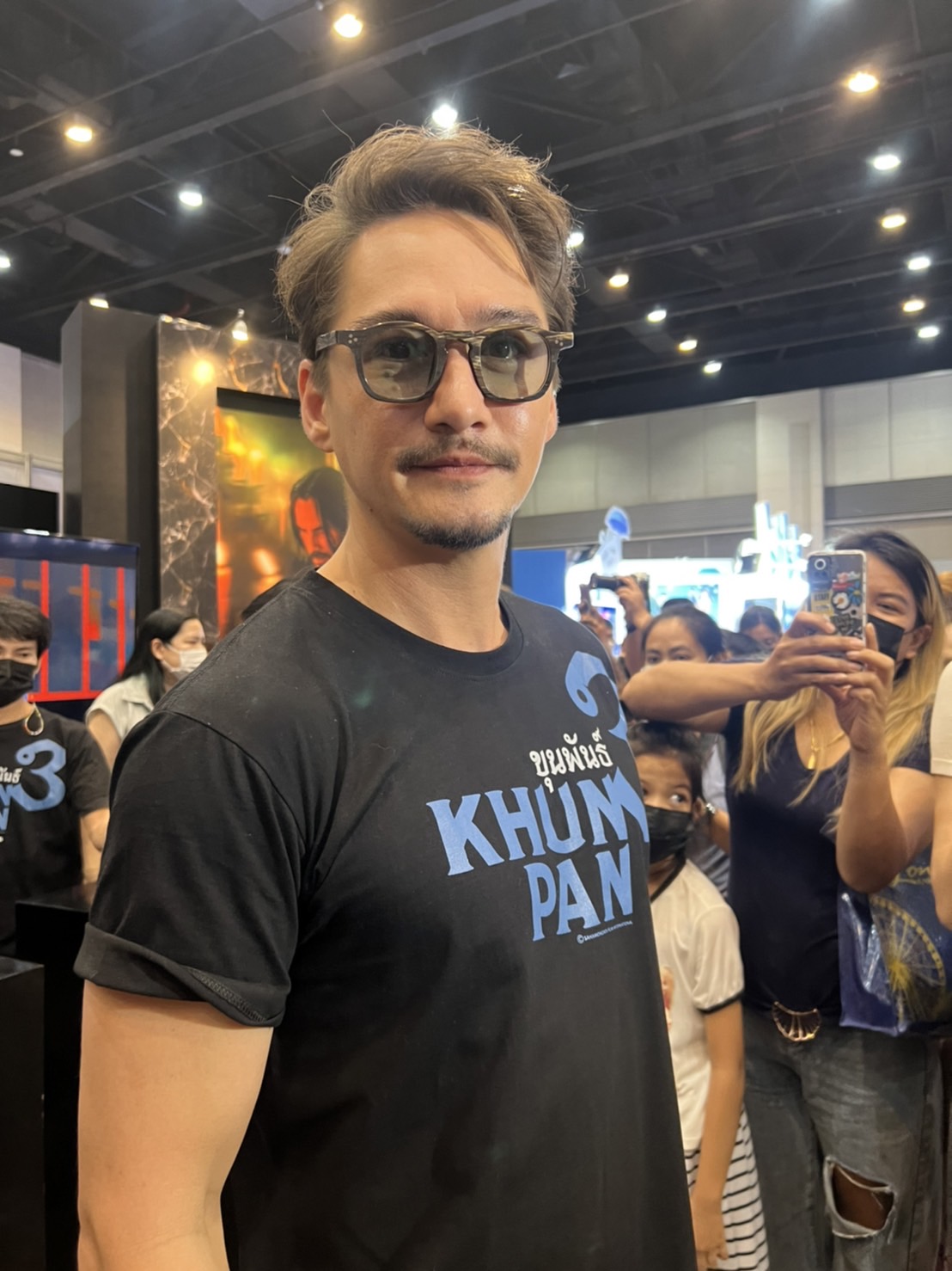 อนันดา เอเวอร์ริ่งแฮม ภูมิใจ ที่ชื่นชมตำนานรักแม่น้ำโขง อนันดา เอเวอร์ริ่งแฮม ภูมิใจ ที่ชื่นชมตำนานรักแม่น้ำโขง