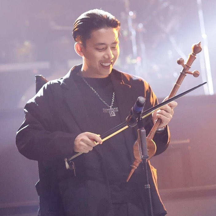 “เบิ้ล ปทุมราช” ไม่โกรธแฟนคลับจับเป้ากลางเวทีแบบเอ็นดู (มีคลิป)