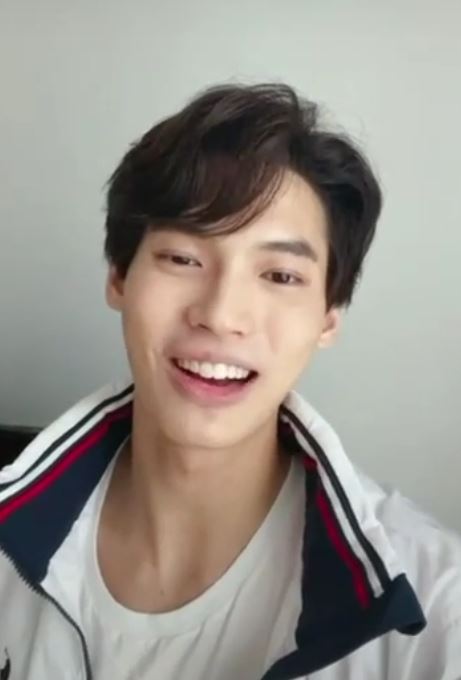 สุดปลื้ม!! น้องเทนนิส อยากร่วมงาน ไบร์ท-วิน หลังสองหนุ่มส่งคลิปแสดงความยินดีให้